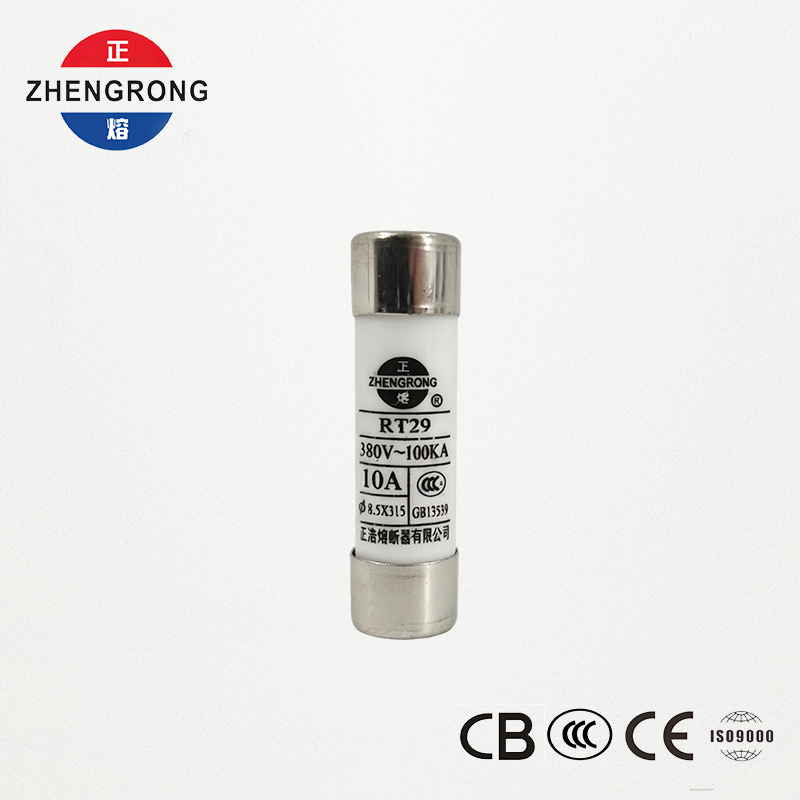 Engros 8,5*31,5 R014 10A tilpassbare sikringer