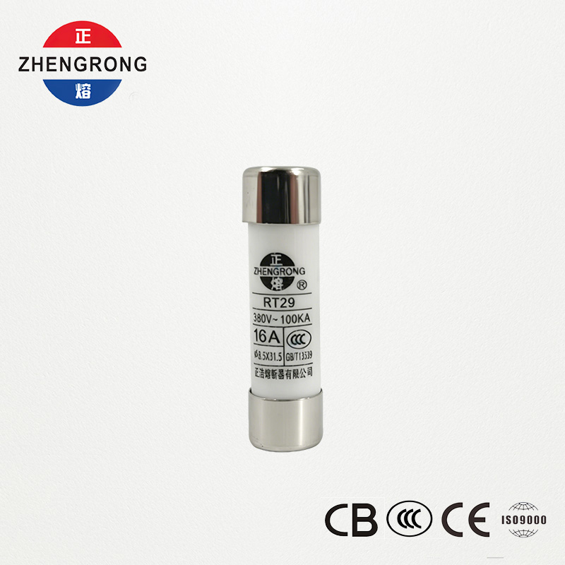 Engros 8,5*31,5 R014 16A tilpassbare sikringer