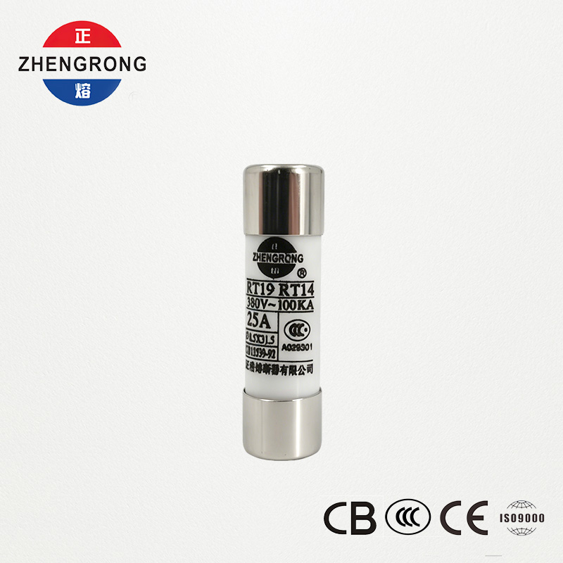 Engros 8,5*31,5 R014 25A tilpassbare sikringer